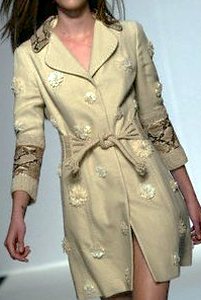 Модные фасоны женских весенних пальто 2007